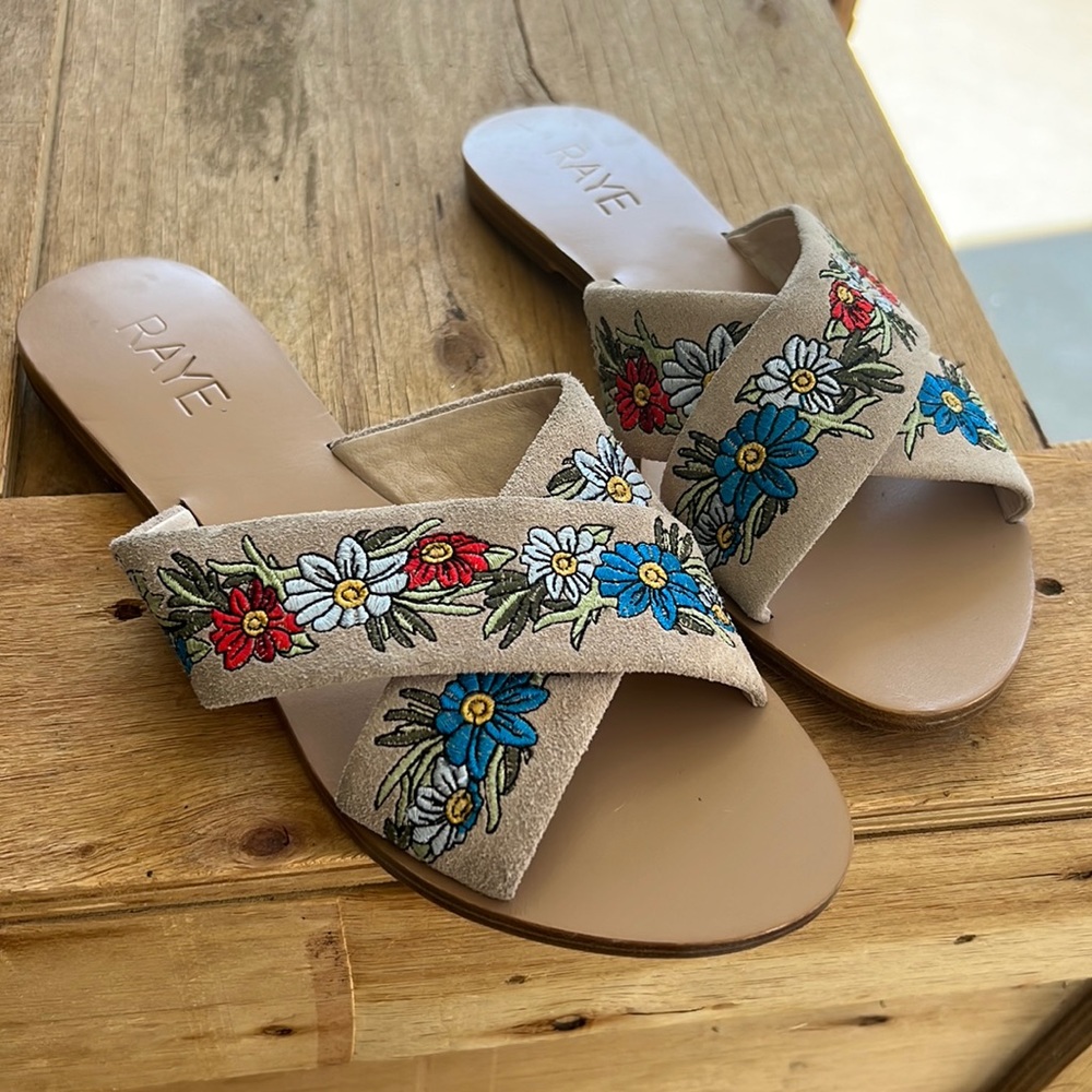 Raye embroidered slip on sandals size 7